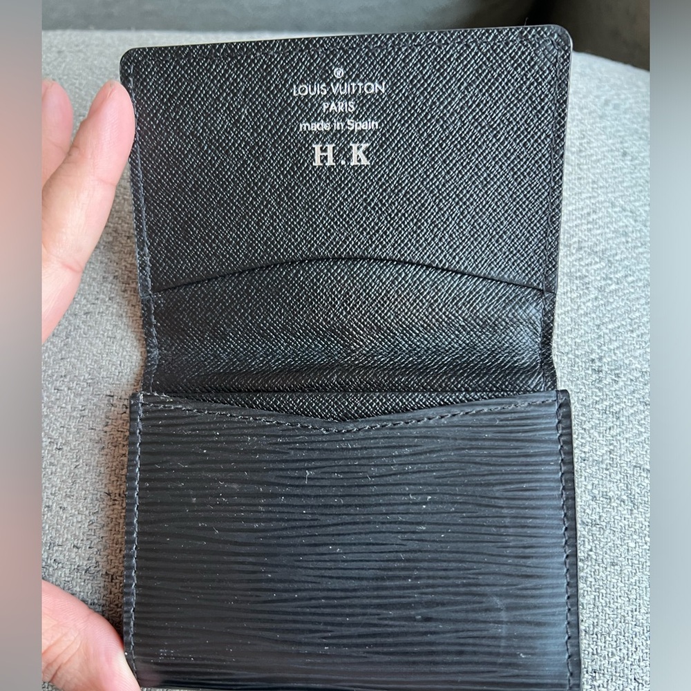 Louis Vuitton Epi Black cardholder - Picture 4 of 13